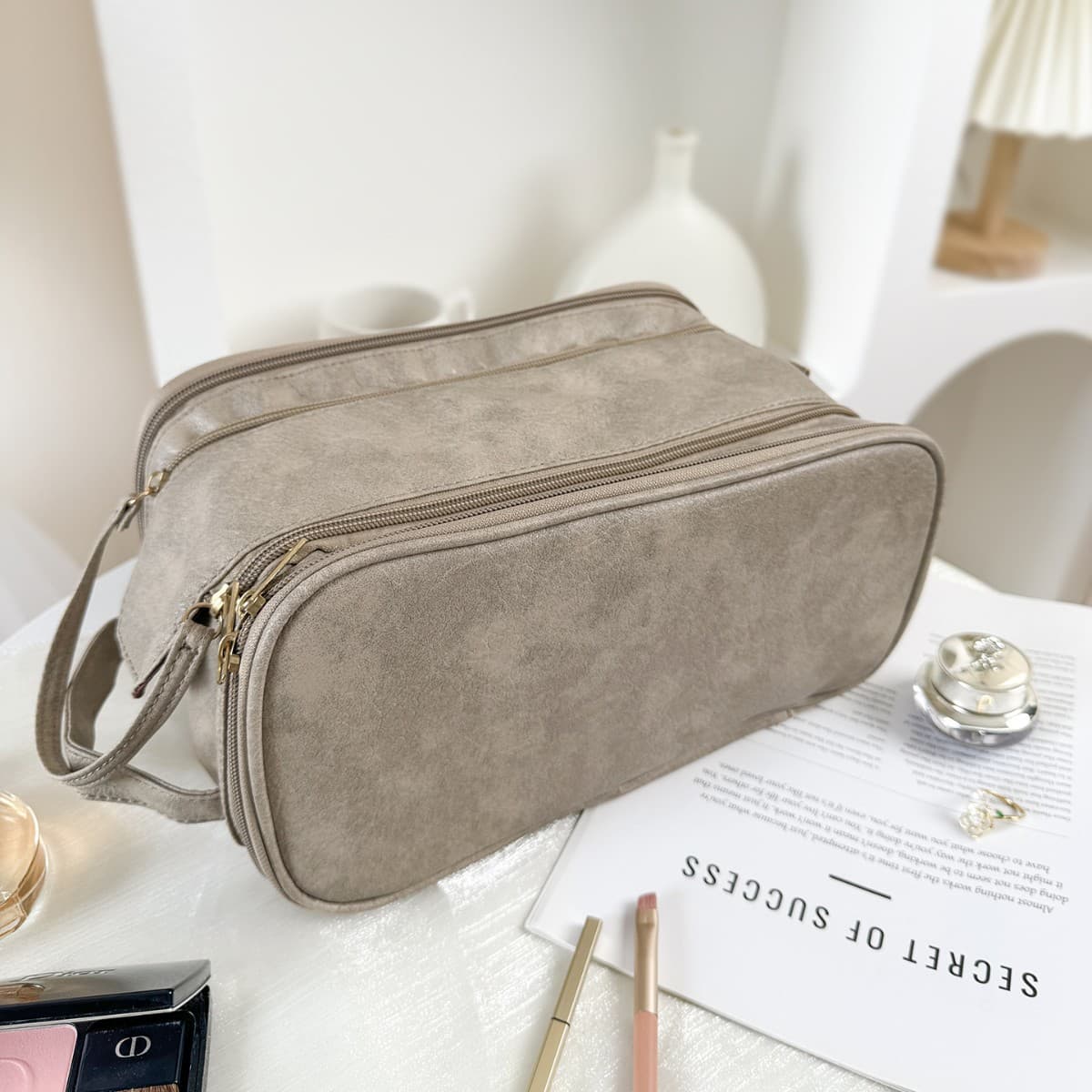 2025 New Multifunctional Cosmetic Bag Women's Large Capacity Waterproof Portable Travel Outing Storage Bag Wash Bag