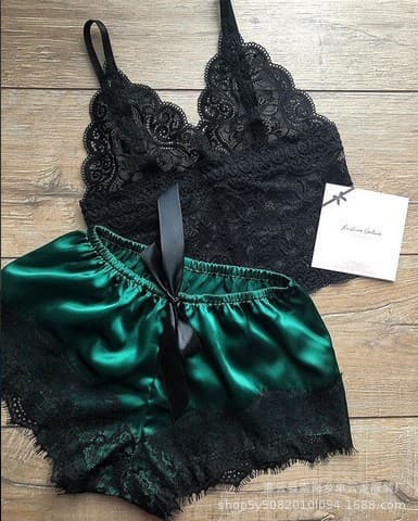 New European and American Style Lingerie Lace Sleepwear Two-Piece Set with Shorts and Camisole