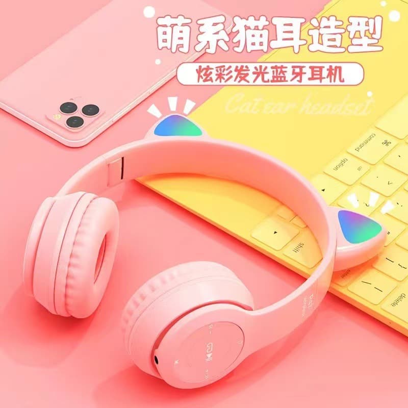 Glowing Cat Ear Over-Ear Headphones P47M Hot Selling Wireless Over-Ear Headset Factory Direct Gaming Music Universal