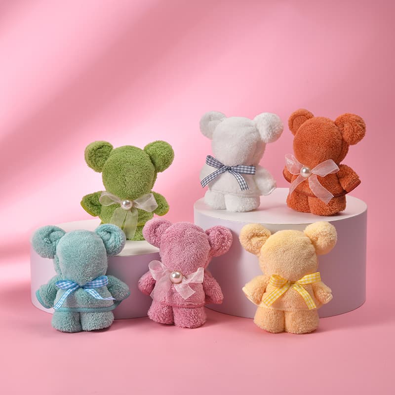Wholesale New Bear Towels in Korean-style Cartoon Designs, Cute Souvenir Towels for Holidays and Birthdays, Absorbent Small Towels