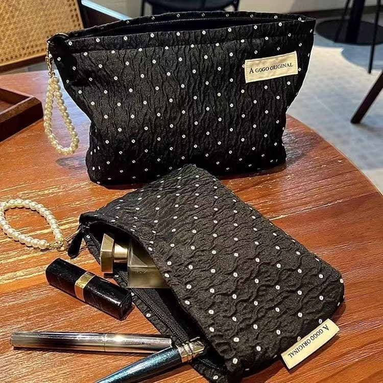 Ins Polka Dot Makeup Bag, Sweet and Portable Travel Toiletry Organizer, Handheld Wash Bag, Inner Bag, Underwear Bag