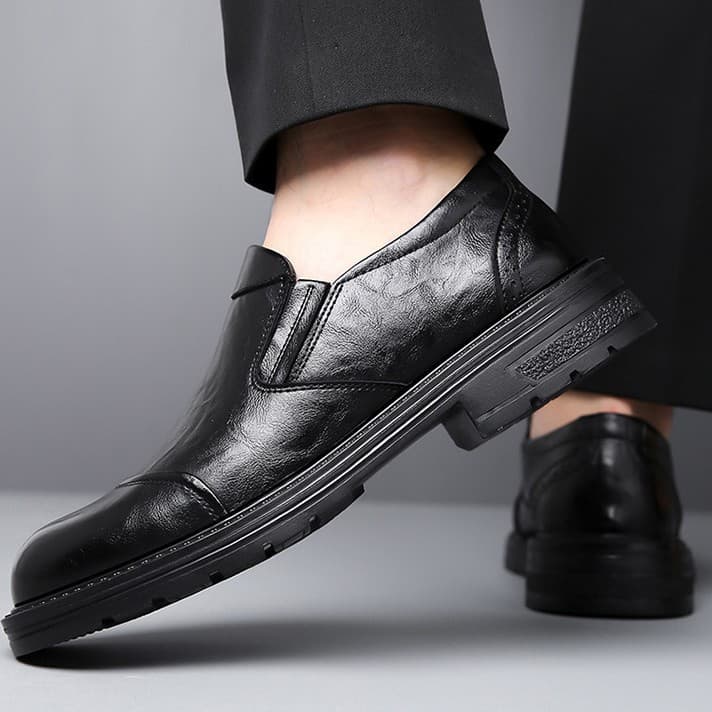 Fashionable Slip-On Driving Shoes for Men, Business Casual Leather Shoes, Soft Sole Soft Leather Beanie Shoes, Trendy Velvet Thickened Men's Shoes
