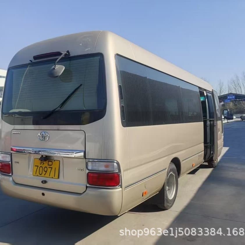Used medium and small-sized comfortable coach with original paint, complete documentation for transfer, Toyota Coaster 19-23 seats