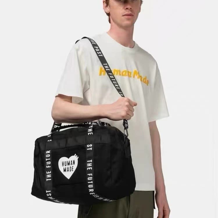 HM Handbag Waterproof Short Trip Travel Bag Gym Bag Outdoor Sports Bag Heart Print Handbag Crossbody Bag 2-in-1