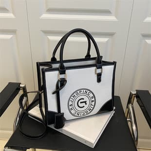 Large Capacity Printed Letter 2025 New European American Vintage Fashion Canvas Patchwork Contrast Color Hand Tote Bag