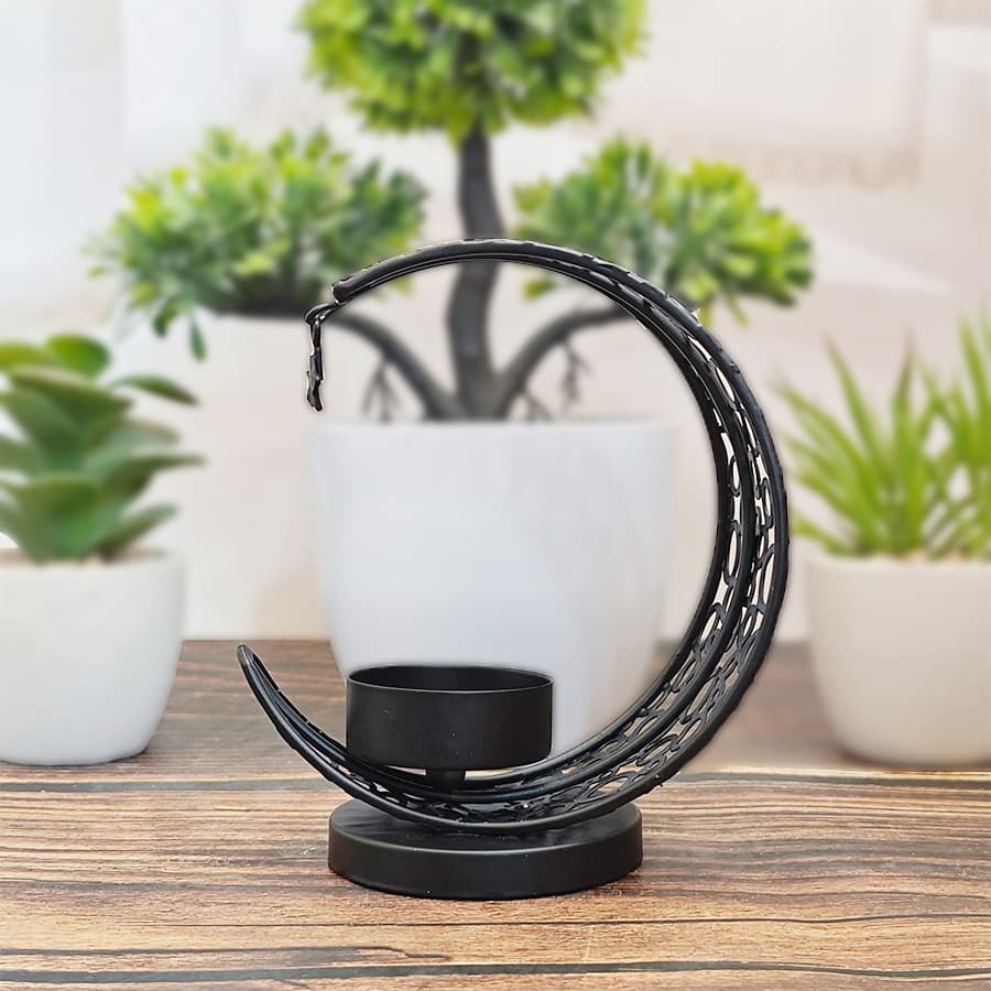 Middle Eastern style cross-border hot-selling iron three-dimensional moon star candlestick film and television props bedroom living room decorations