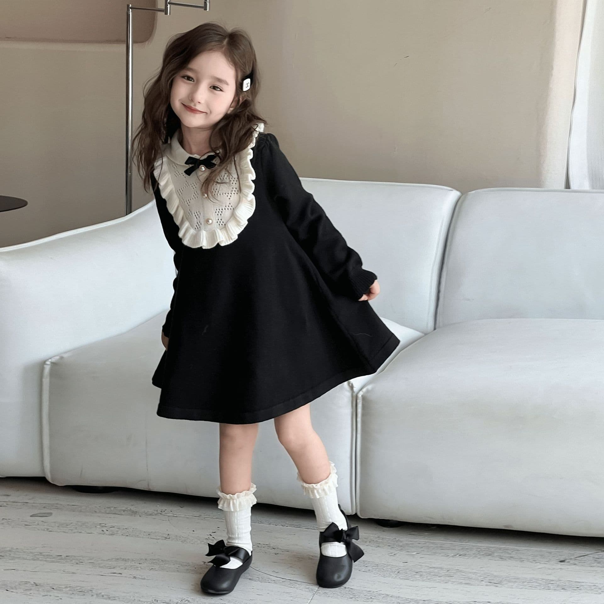 Girls' Knit Dress 2024 Autumn Winter New French Hepburn Style Wool Dress, Children's Trendy Heavy-duty Base Dress