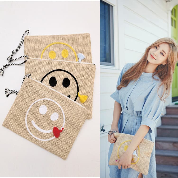 ins New Fashion Cute Smiley Tassel Clutch Bag PP Straw Phone Bag Woven Bag Sweet Smiley Clutch