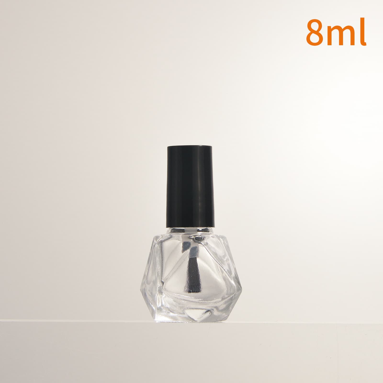Factory direct supply of various capacity gel polish bottles, transparent empty bottles, sprayable colored light-proof nail polish refill bottles