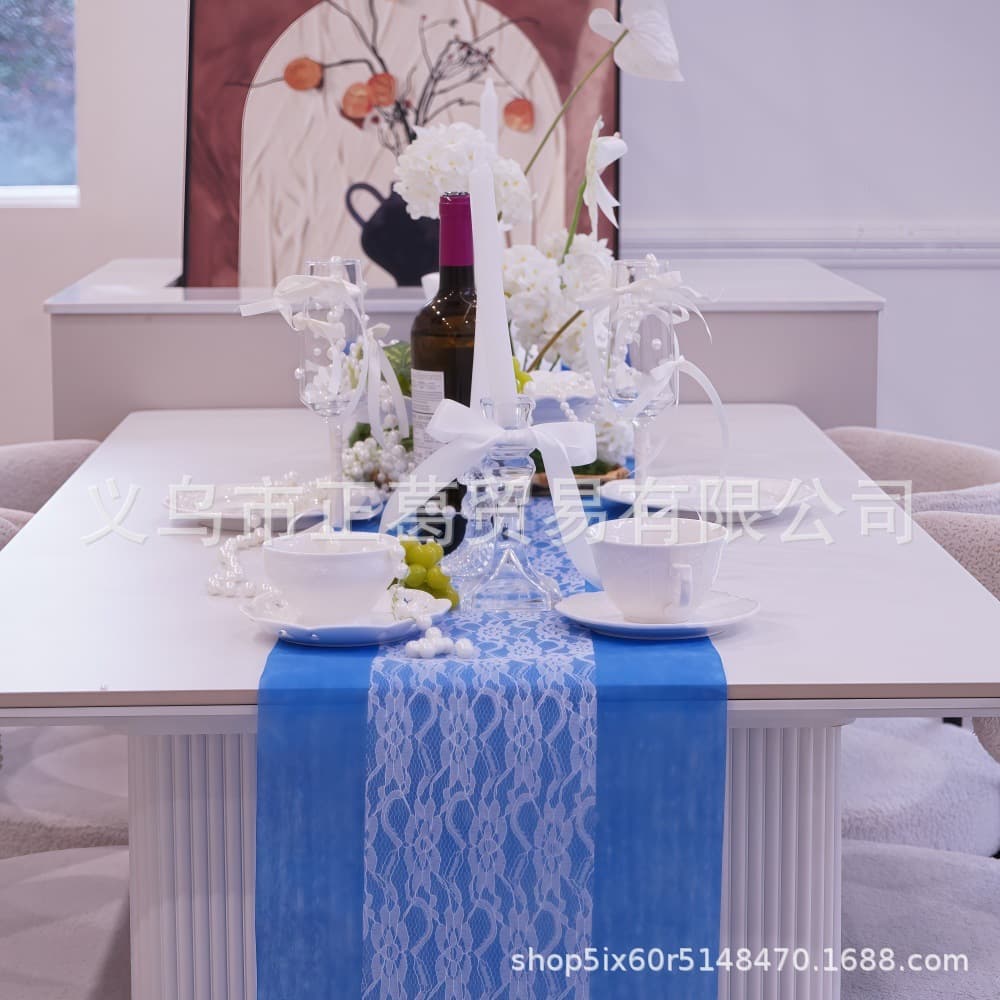 Cross-border Hot Selling Nordic Simple Non-woven Table Runner Lace Tablecloth Holiday Table Decoration Sage Green Table Runner