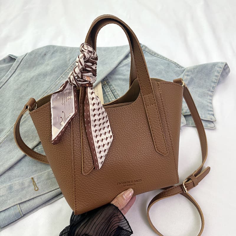 Fashionable Large-Capacity Bucket Bag for Women, New Trendy Korean Style Casual Crossbody Commuter Bag, Premium Quality