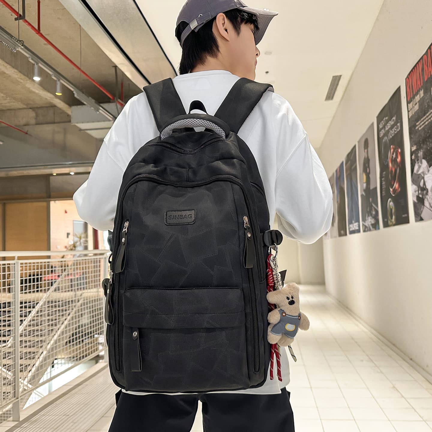 Korean Style Large Capacity Lightweight Nylon Backpack for Women, School Bag for Middle and High School Students, Casual Travel Backpack