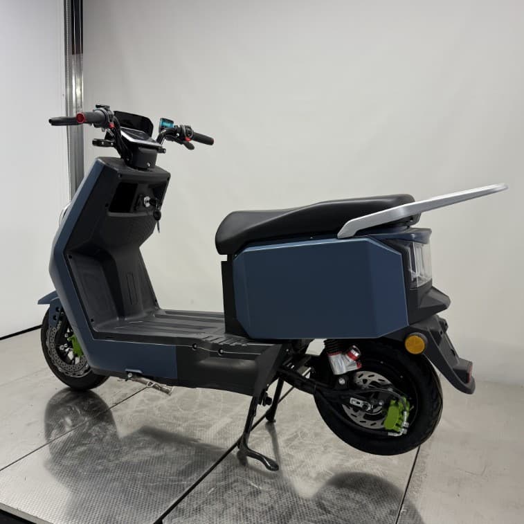 Export Cross-border Electric Motorcycle High-speed 60V72V Electric Motorcycle with EEC Certificate