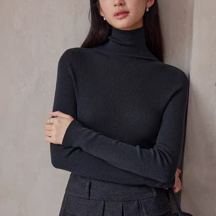 Seamless One-Piece 100% Fine Australian Wool Turtleneck Knitted Sweater Top, Ribbed Slim-Fit Slimming Base Layer Women
