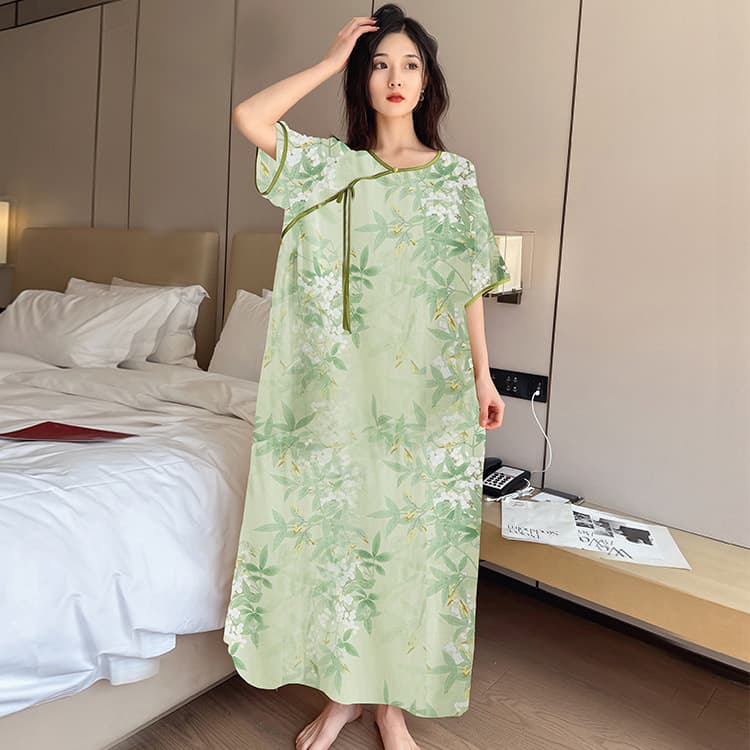 Cotton Silk Oversized New Chinese-Style Pajamas, Plus-Size, Comfortable, Loose, Breathable, Suitable for Plus-Size Women, Home Wear, Can Be Worn Outside as a Nightgown