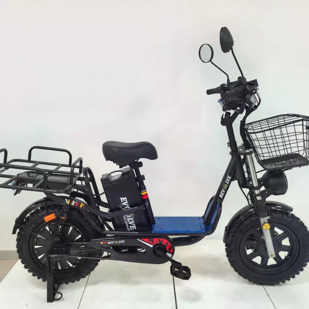 2025 New Yanyue Electric Scooter Local Delivery Adult Street Alley Riding Yilan Princess Cross-border Heavy Duty