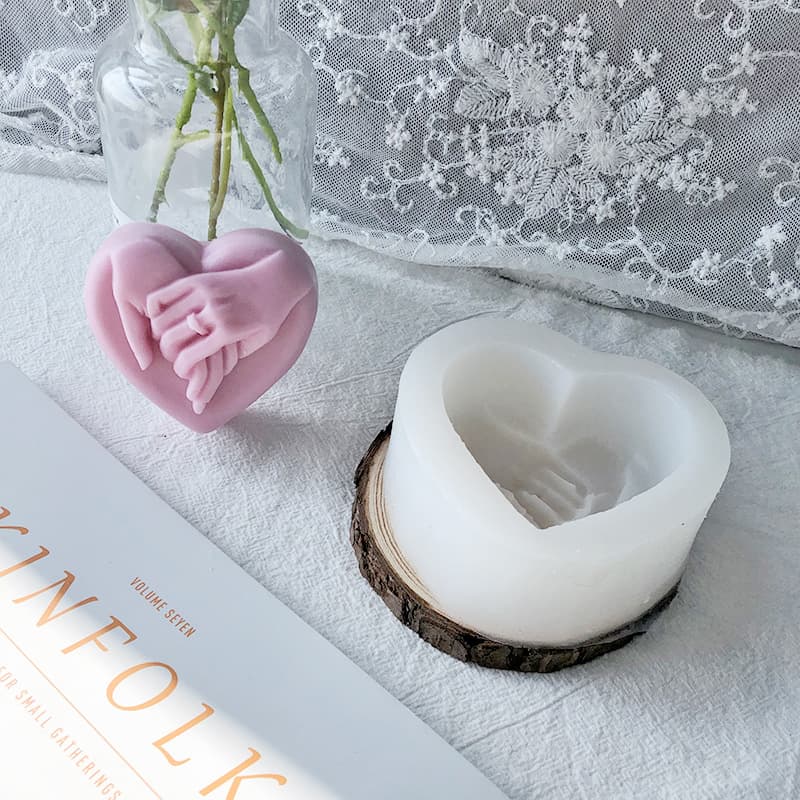 Love Hand-in-Hand Candle Mold Plaster Mold Heart-Shaped Chocolate Wedding Cake Baking Silicone Mold