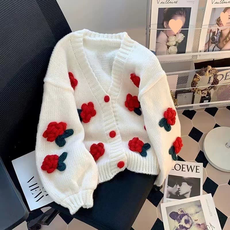 Korean Autumn/Winter New Sweet 3D Floral Knit Cardigan for Women, Age-Defying, Versatile, Loose and Soft Sweater Coat