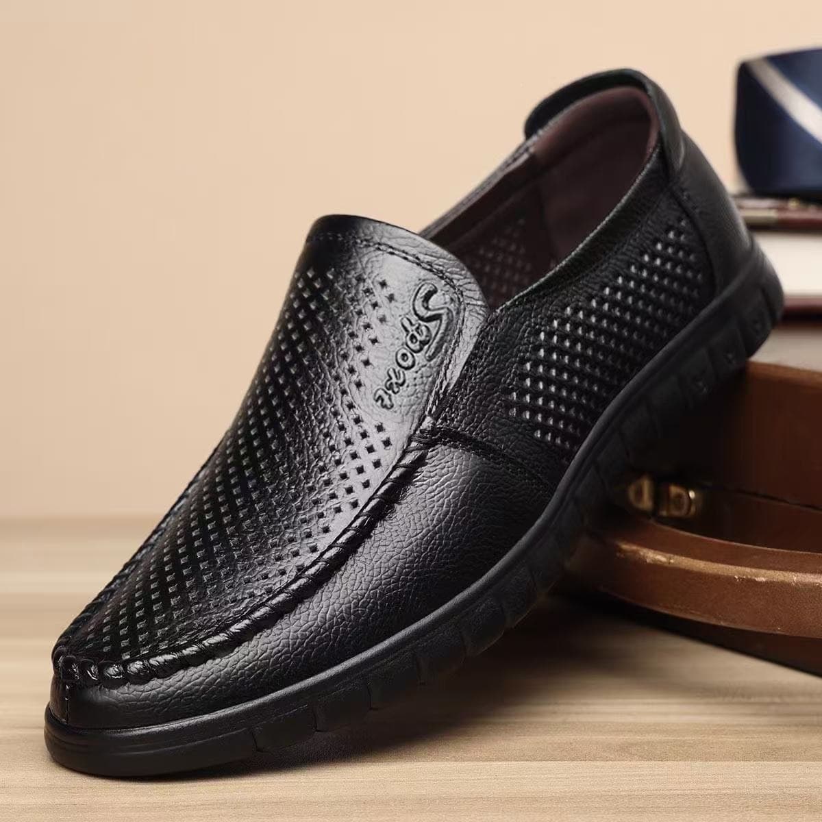 Men's New Breathable Versatile Casual Shoes Middle-Aged Dad Shoes Business Formal Men's Shoes Slip-On Loafers Men's Shoes