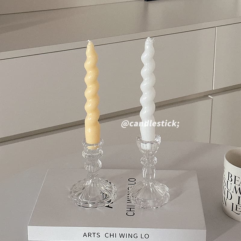 Premium Light Luxury Style Dining Table Romantic Candlelight Dinner Ambiance Decorative Ornament Vintage Glass Candle Holder