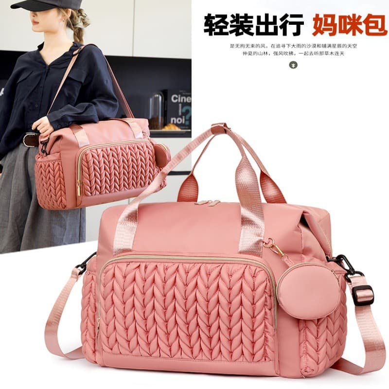 Mummy bag, fashionable and multi-functional, lightweight portable shoulder bag for mother and baby when going out, large capacity, waterproof and portable storage