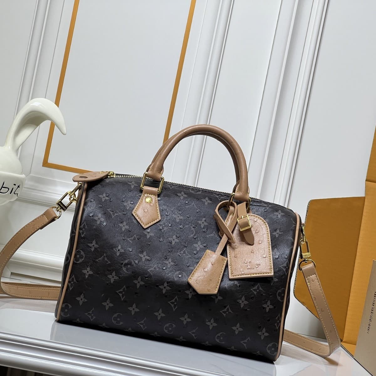Direct Supply Cross-border M LV Men's and Women's Handheld Carry-on Bag Travel Duffel Pillow Bag Travel Bag Business Trip Bag Premium Feel