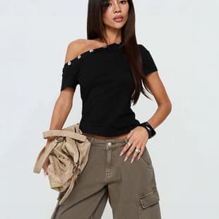 G26T440 - Summer American Style Off-Shoulder Button Top, One-Shoulder Slim Fit Short Sleeve, Street Date Versatile