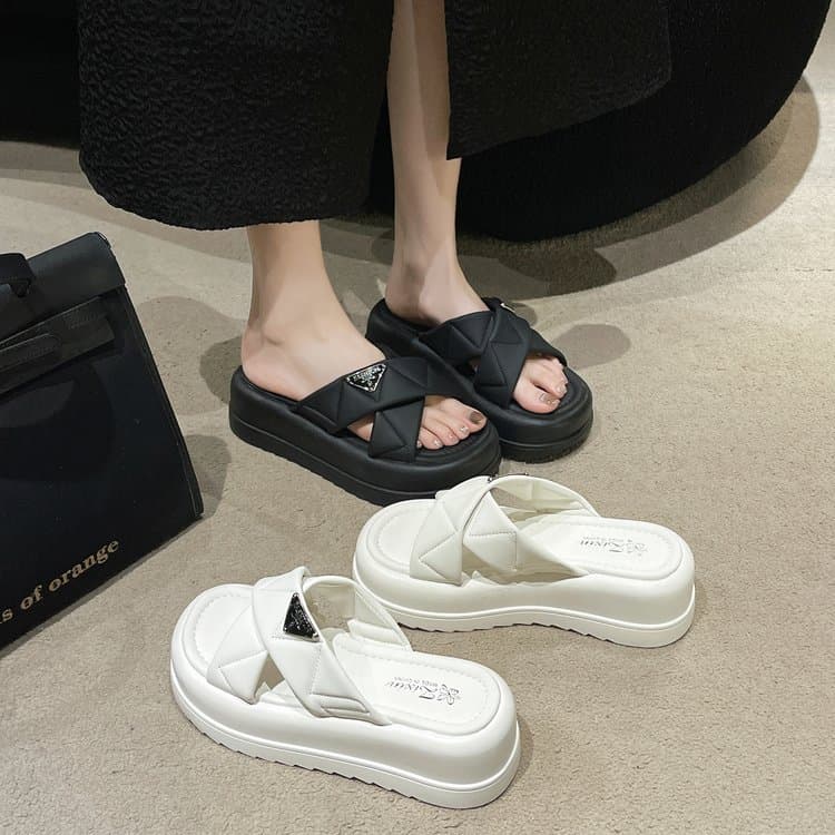 2024 Spring/Summer New Women's Sandals, Korean Fashion Cross-Strap Platform Slide Slippers Wholesale