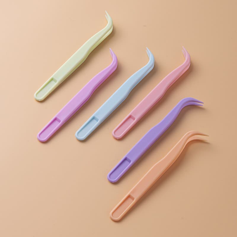 Manufacturer Wholesale of Handmade Scrapbooking DIY Tools: Colorful Plastic Clips, Nail Art Sticker Macaron Pointed Tweezers