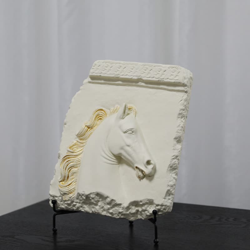 Wabi-Sabi Vintage Roman Greek Horse Head Relief Sculpture Decorative Art Resin Figurine for Living Room Display