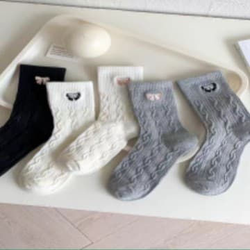Twist Bow Socks for Women Autumn Winter Mid-Calf Japanese Trendy Stacking Socks College Style Long Socks