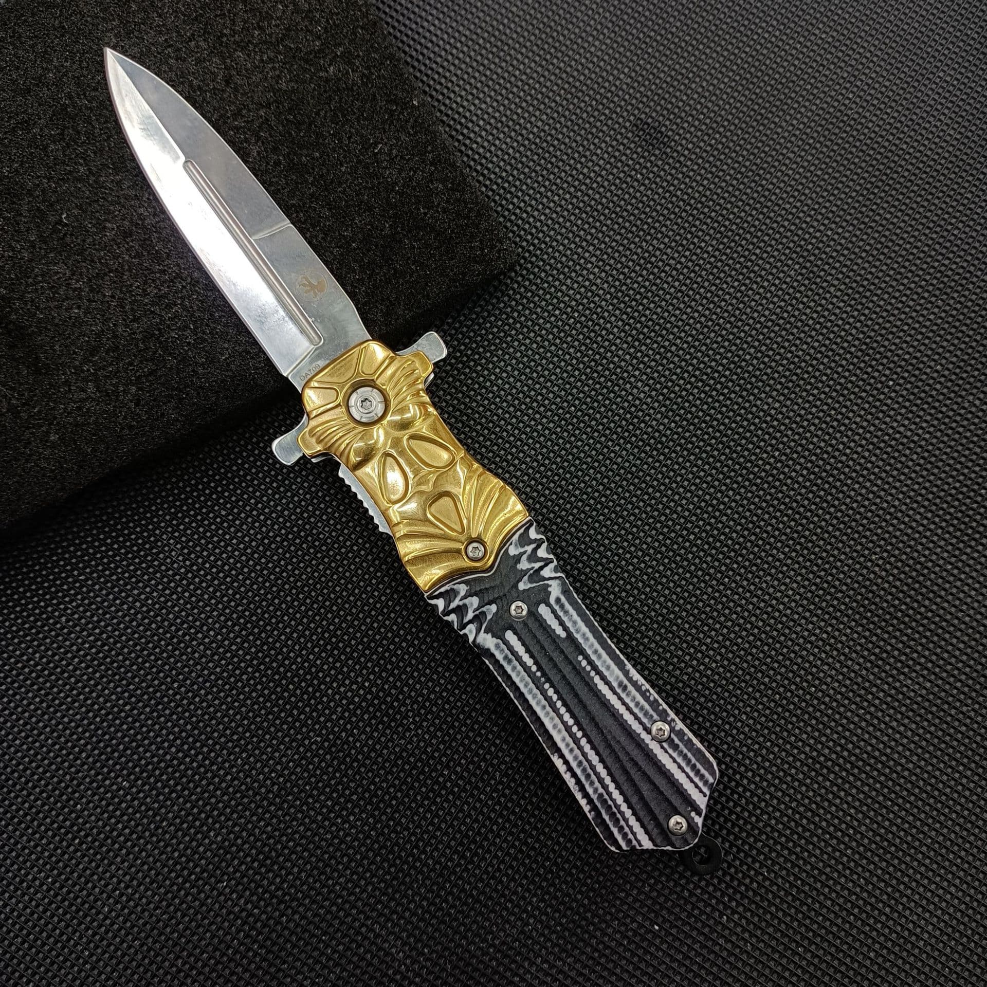Outdoor Camping Multi-Function Tactical Folding Knife, High Hardness Portable Knife, Outdoor Folding Knife, Home Package Knife