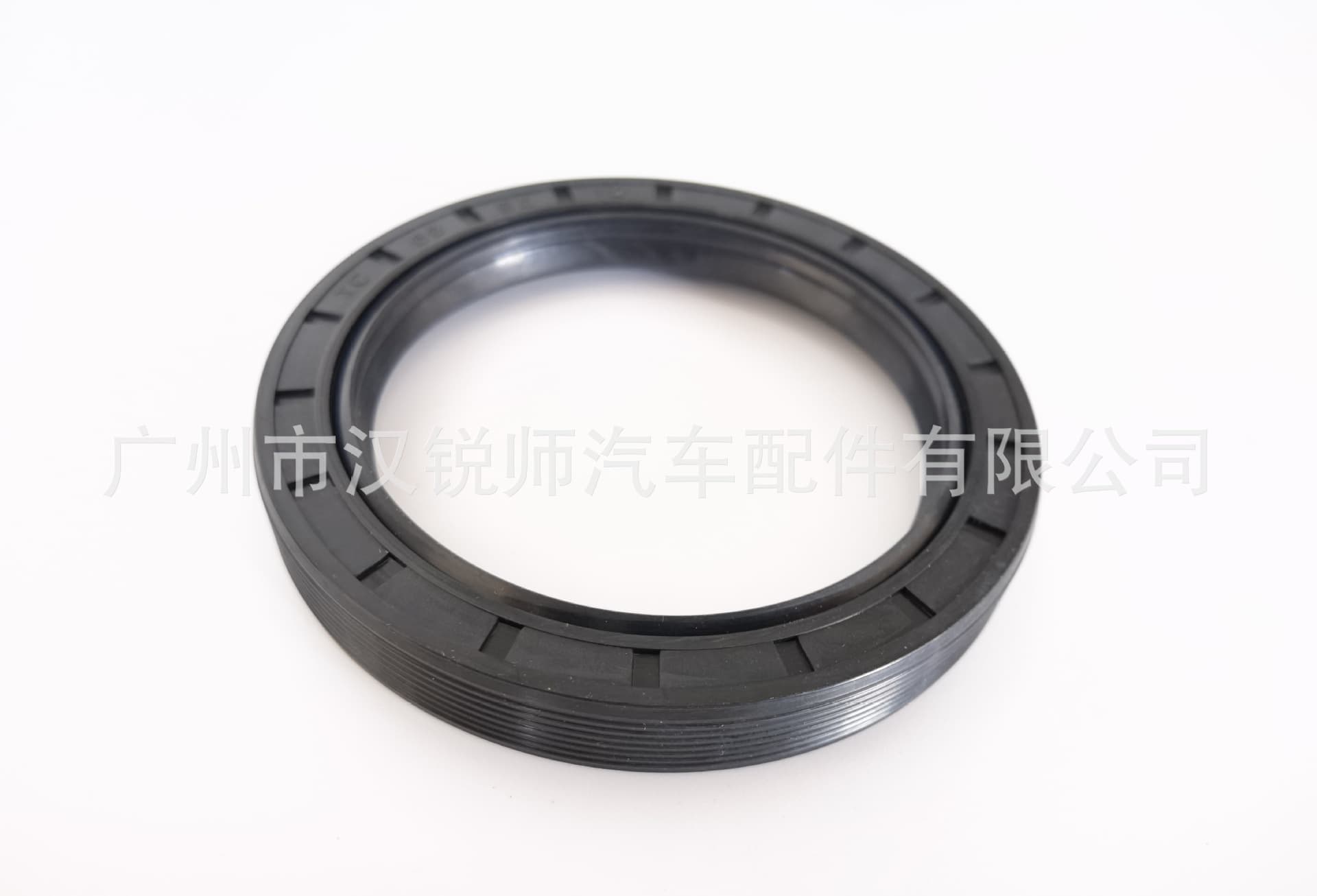 MT119305 MB025295 Compatible with Mitsubishi CANTER FUSO Canter 4D33 4D34 Rear Axle Outer Oil Seal