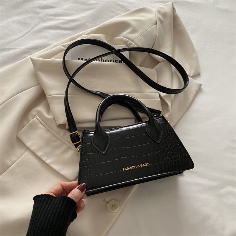 Fashionable Small Square Handbag for Women, Versatile Minimalist Ins Style Bag, 2025 New Trendy Korean Version Shoulder and Crossbody Bag