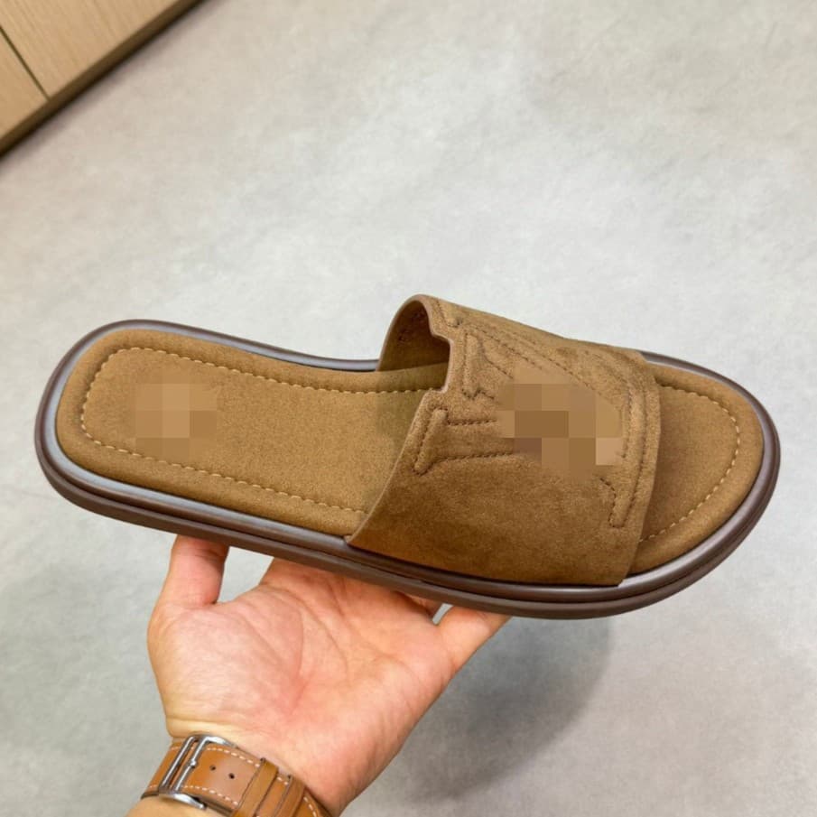 Top Version 2026 New Genuine Leather European Casual Beach Sandals Outdoor Men's Soft Sole Shoes Cross-border
