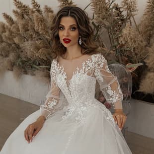 Cross-border European and American Wedding Dress 2026 New Style Bride Round Neck Long Sleeve Slimming Fashion Small Train Plus Size Fitted