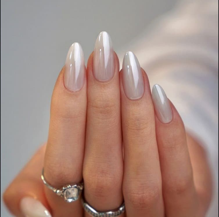 Elegant White Ice Transparent Press-On Nails Mirror UV Coated Water-Gloss Manicure Tips Ins Fashion Fake Nail Stickers nails