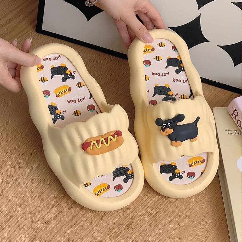 Cartoon Hot Dog Slippers for Women, Summer Outdoor Wear, Trendy Couple Style, Soft Sole, Non-Slip Indoor Slippers for Holidays
