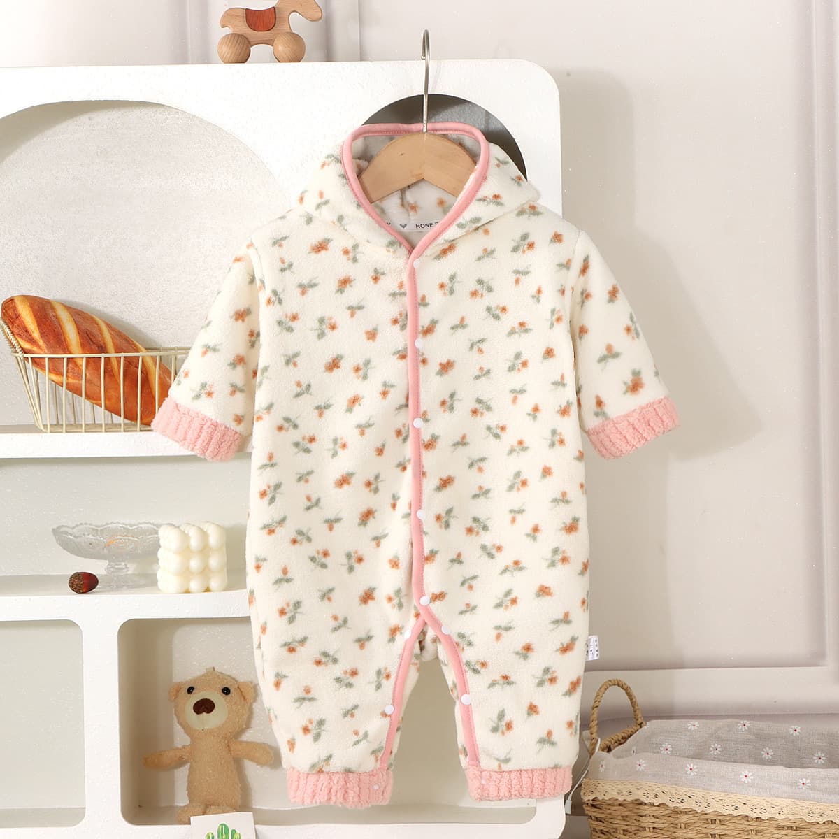 Baby Onesie Autumn/Winter Fleece-Lined Warm Baby Clothes, Hooded Thickened Outdoor Wear, Pajamas Sleepsuit for Boys and Girls