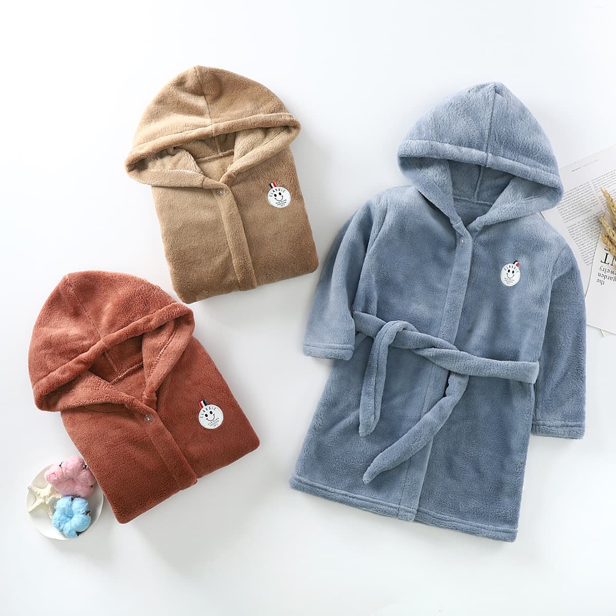 Children's Flannel Bathrobe for Babies, Infants, Boys, and Girls, Thickened Coral Fleece Pajamas for All Seasons