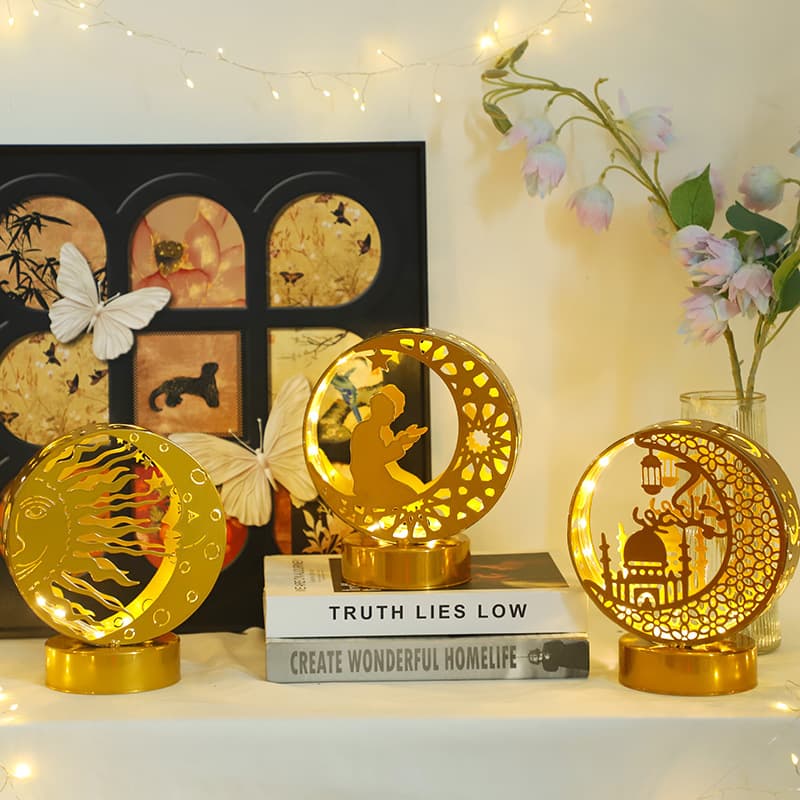Cross-border LED wrought iron moon lamp golden star moon sun castle dining table Hui hotel restaurant bedroom festival atmosphere