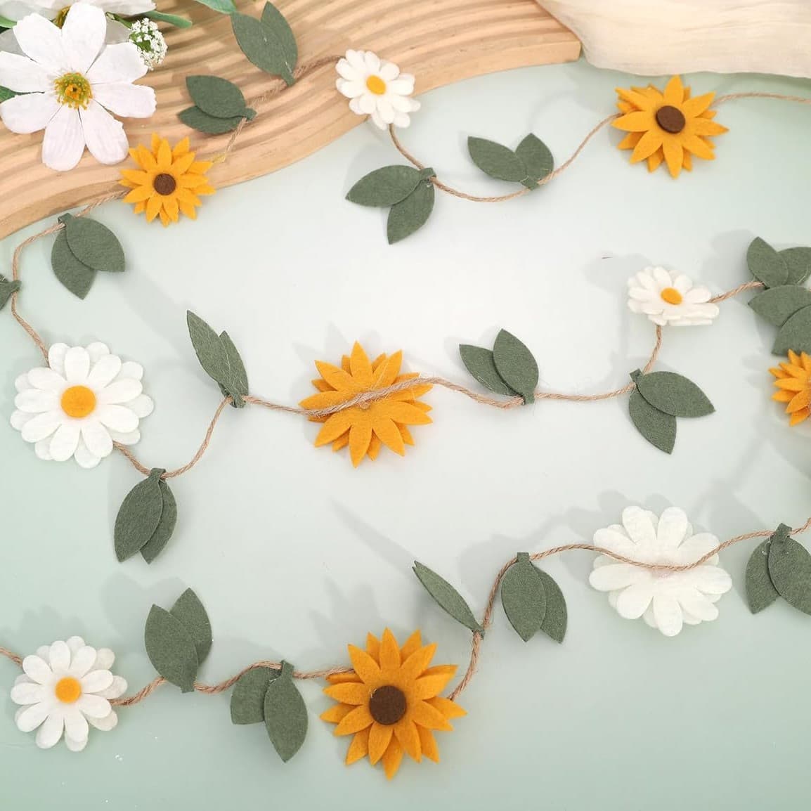 Ins popular felt daisy chain banner garland daisy theme birthday party daisy green leaf garland decoration