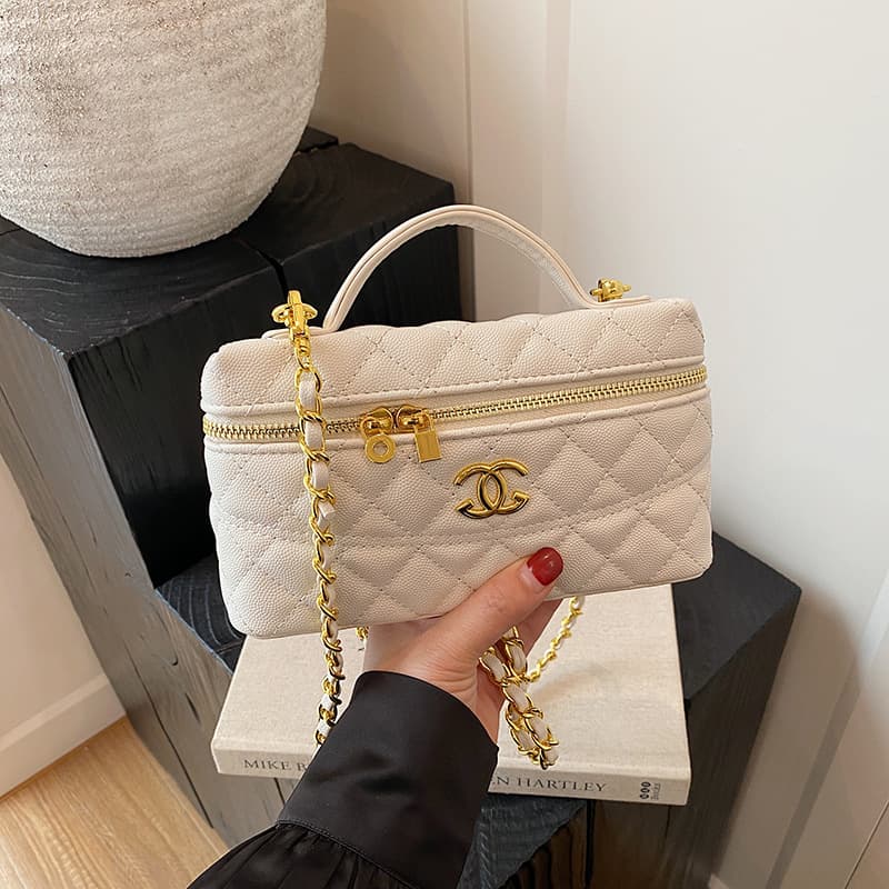 Cross-Border Little Chanel-Style Bag for Women 2025 New Versatile Textured Single Shoulder Envelope Bag Diamond Grid Chain Crossbody Bag Fashion