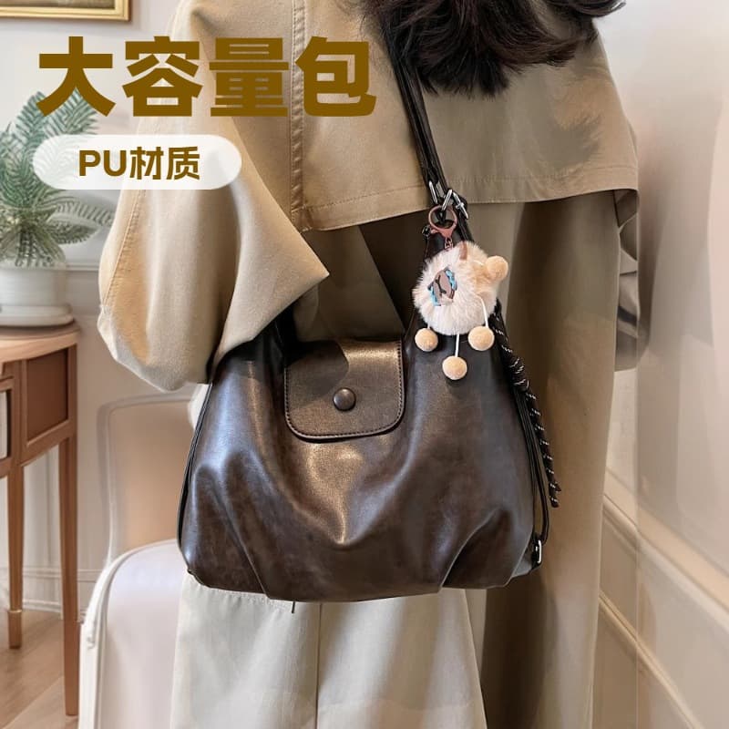 Fashion Women's Shoulder Tote Bag 2025 New Style Ladies Backpack Design Lightweight Travel Backpack for Women