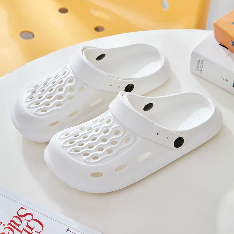 Clog Shoes for Women Outdoor Slippers Summer Home Slippers Couple EVA Slippers Men's Sandals Women's Shoes Wholesale