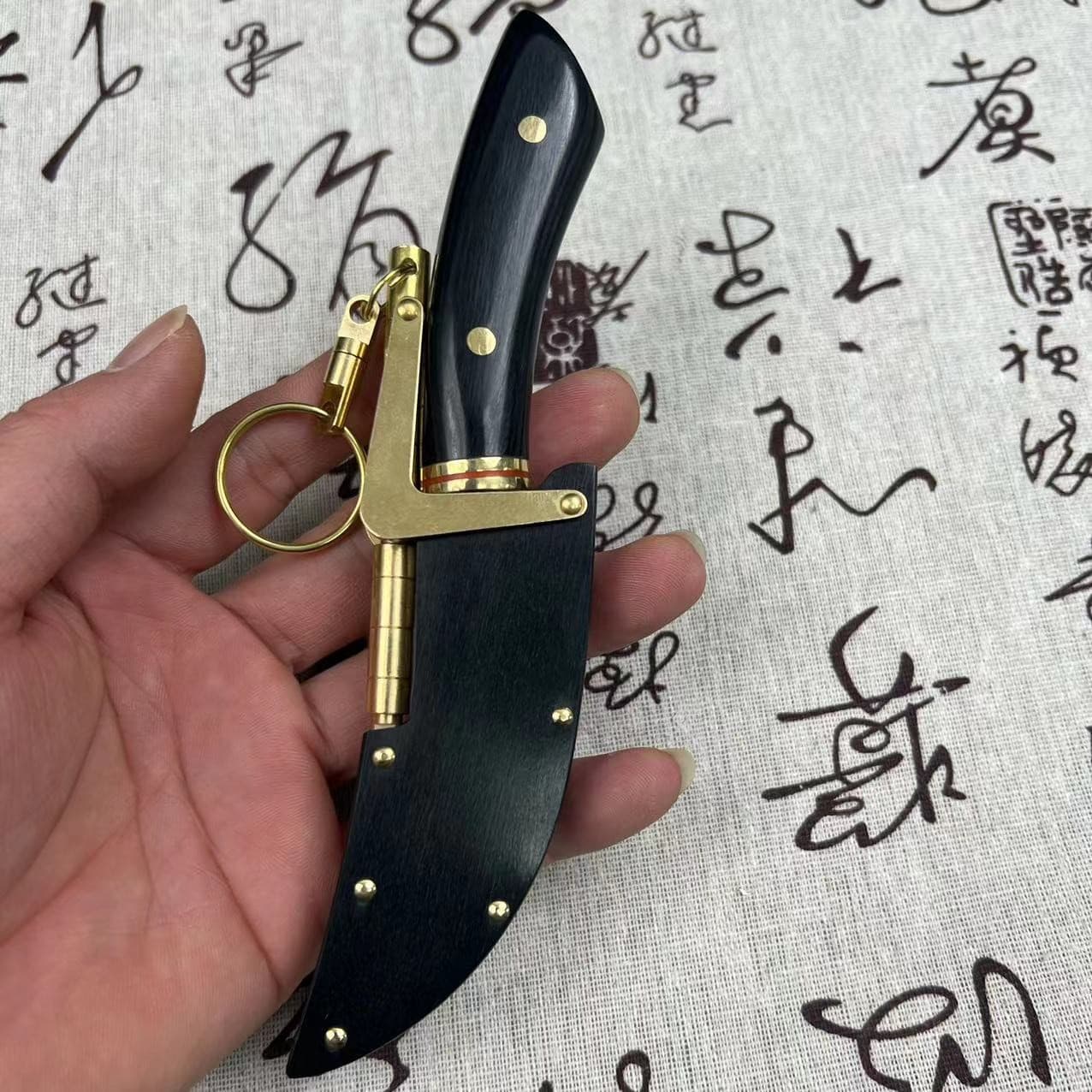 Portable Beef and Lamb Hand-Held Meat Knife with Sheath Meat Eating Small Knife Keychain Pendant Parcel Unpacking Mini Peeling Fruit Knife