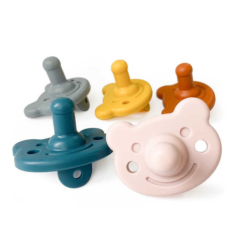 Soft silicone pacifier food grade easy to clean newborn bear silicone pacifier sleeping type baby gift