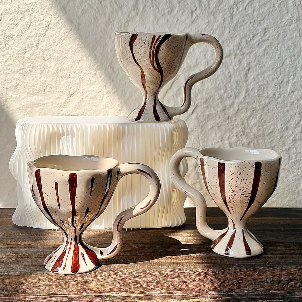 Medieval style hand-painted line ceramic wine glass hand-kneaded pattern snacks dessert ice cream decorative goblet retro mug