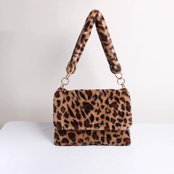 Plush bag for women autumn and winter Korean style shoulder portable envelope bag 2024 new fashion leopard print fur bag crossbody bag for women