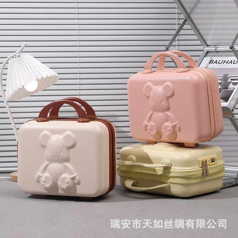 Custom-made women's portable large-capacity cosmetic bag, cute travel handbag, souvenir gift box, ultra-lightweight.